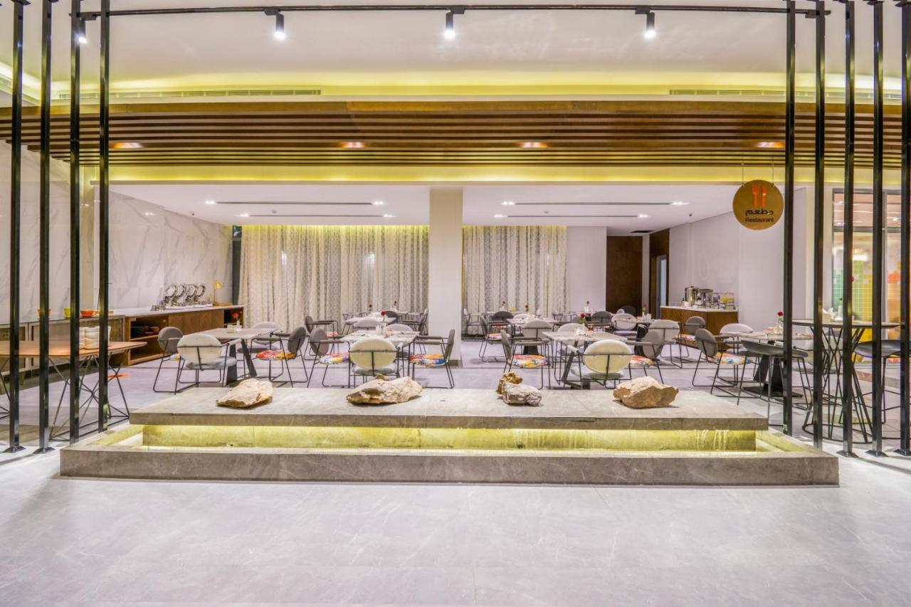 Ewaa Express Hotel - Tabuk Extérieur photo