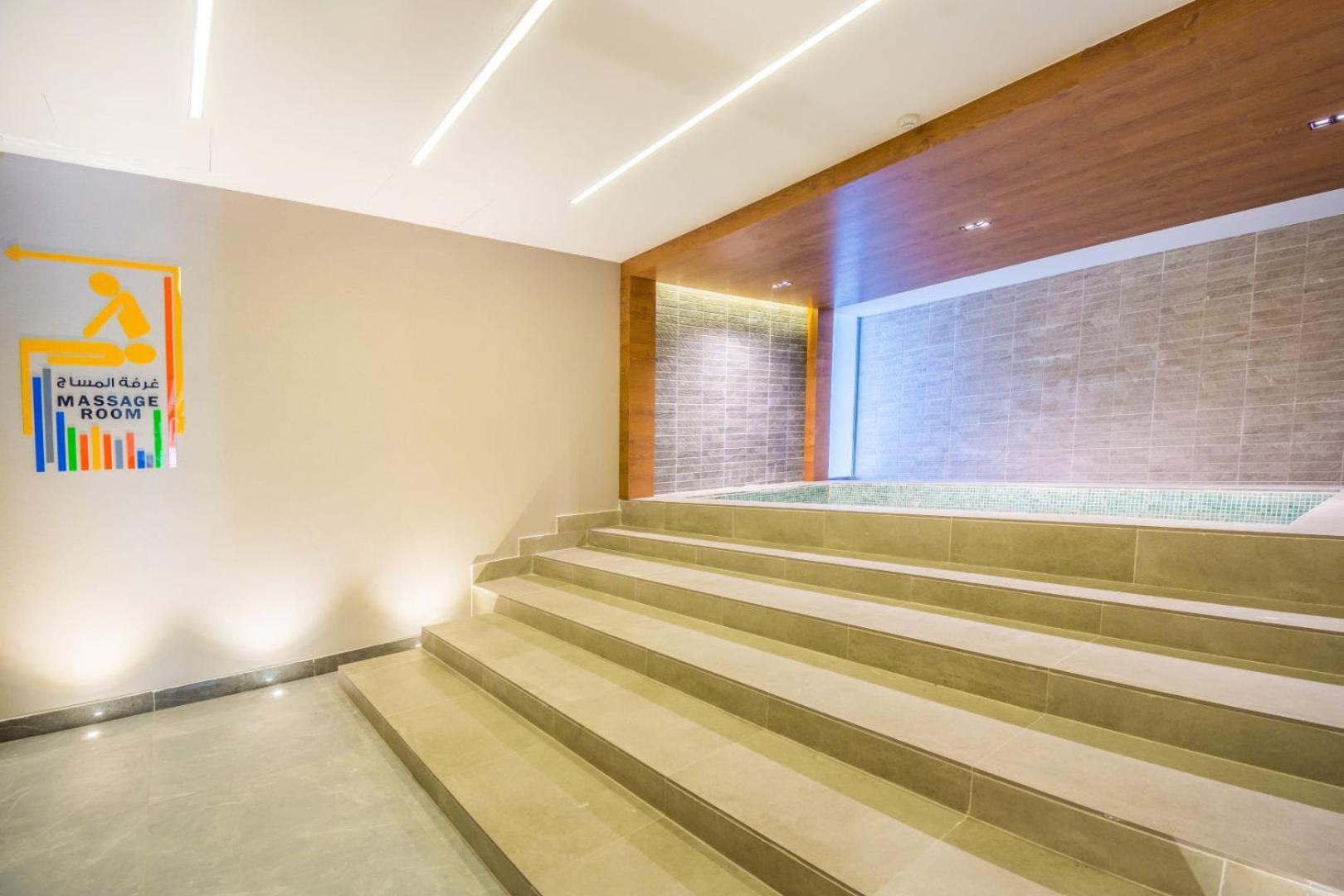 Ewaa Express Hotel - Tabuk Extérieur photo