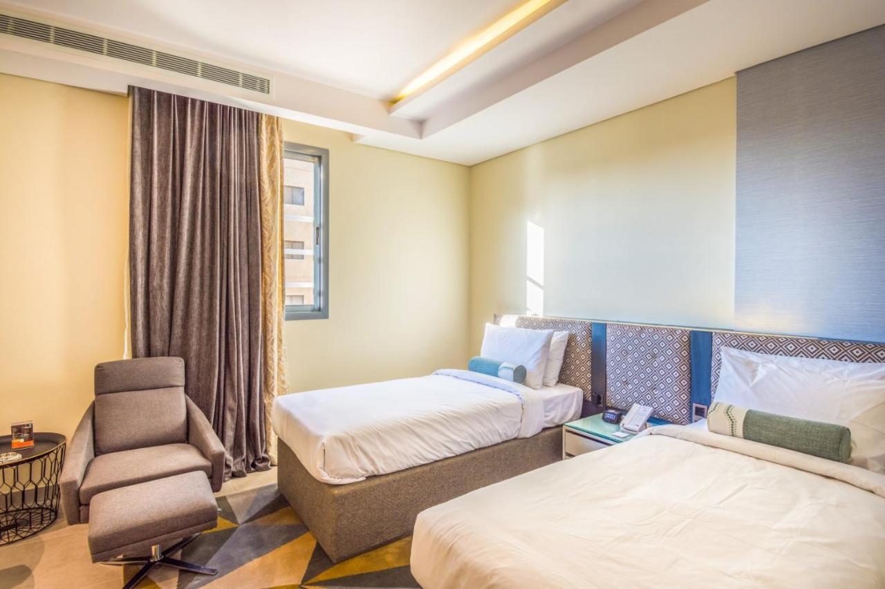 Ewaa Express Hotel - Tabuk Extérieur photo